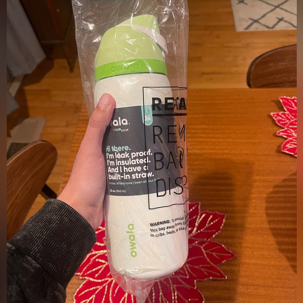 32oz Owala Boo-Ya glow in the dark bottle